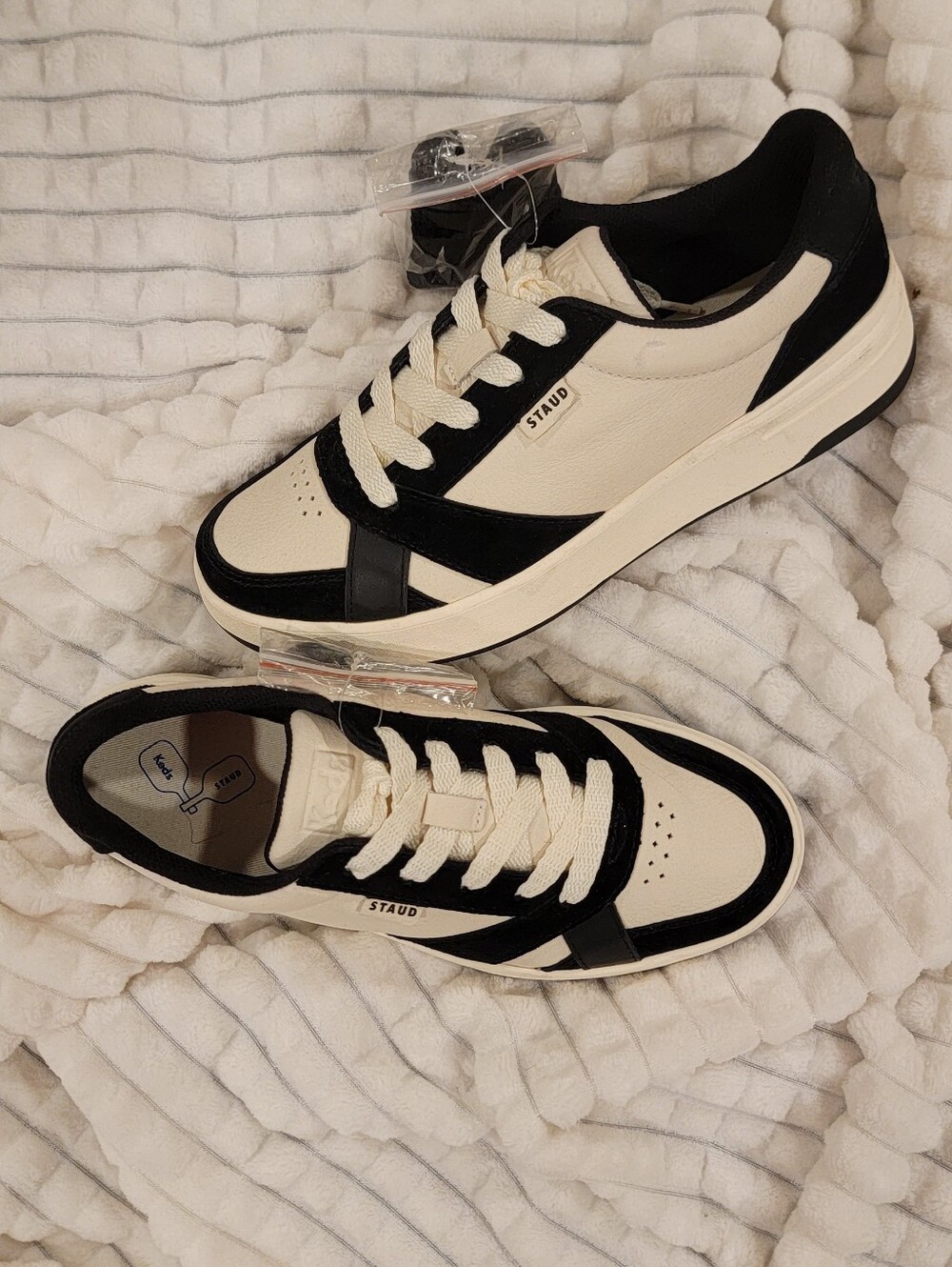 KEDS X STAUD Black & Cream Court Sneaker